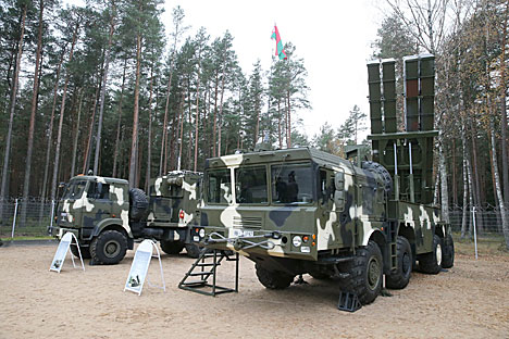 Belarus to stay focused on defense in military affairs