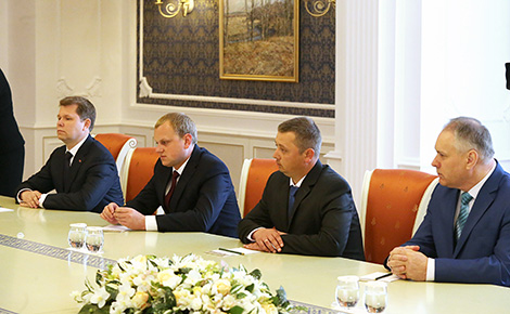 Lukashenko demands higher living standards for Belarusians
