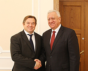 Belarus’ Prime Minister Mikhail Myasnikovich and Russian Presidential Adviser Sergei Glazyev