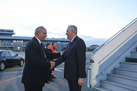 Serbia president arrives in Belarus on working visit Serbia president arrives in Belarus on working visit