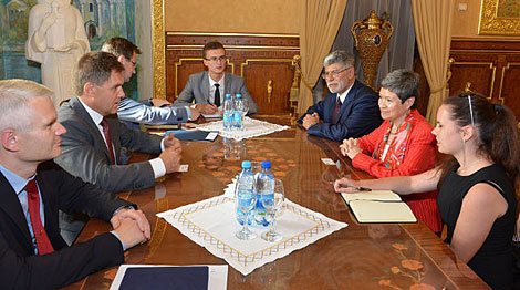 During the meeting. Photo of the Embassy of the Republic of Belarus in the Russian Federation