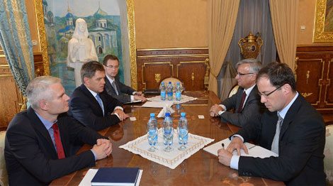 During the meeting. Photo of the Embassy of the Republic of Belarus in the Russian Federation