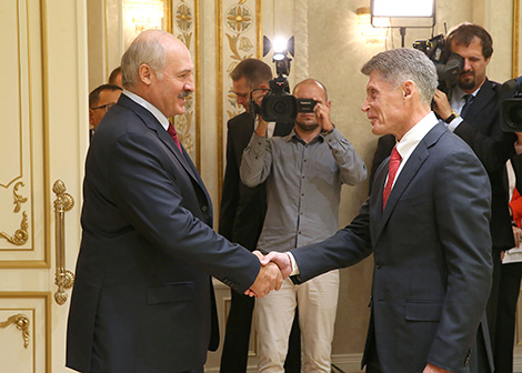 Lukashenko awards Governor of Russia’s Sakhalin Oblast Oleg Kozhemyako