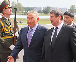 Nursultan Nazarbayev arrives in Belarus