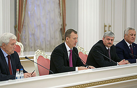 Встреча Александра Лукашенко с губернатором Брянской области Николаем Дениным