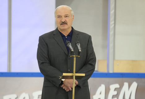 Александр Лукашенко открыл Ледовую арену в Шклове