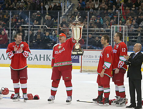 Победителем XII Рождественского турнира по хоккею стала команда Президента Беларуси