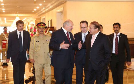 Беларусь и Пакистан договорились расширять сотрудничество по всем направлениям