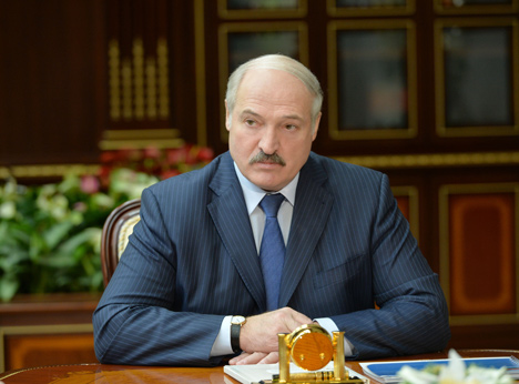 Лукашенко требует привнести в производство легковых автомобилей "БелДжи" отечественные наработки