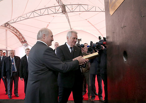 Lukashenko, Nikolic lay capsule at Minsk Mir construction site