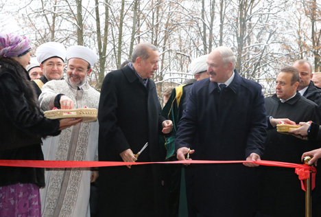 Соборная мечеть торжественно открыта в Минске