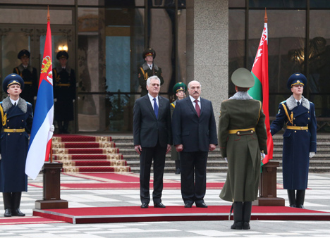Президент Беларуси Александр Лукашенко на встрече со своим сербским коллегой Томиславом Николичем