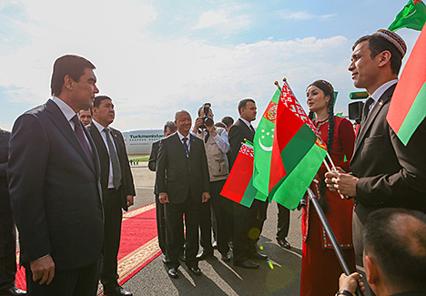 Президент Туркменистана прибыл с официальным визитом в Беларусь
