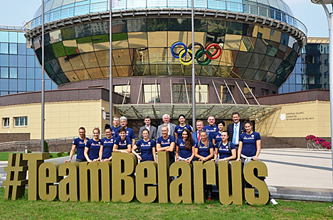 Женская сборная Беларуси по баскетболу отправилась на Игры в Рио. Фото - НОК Беларуси