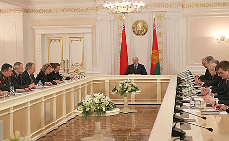 Лукашенко: Будет справедливо, если повышение пенсионного возраста коснется всех