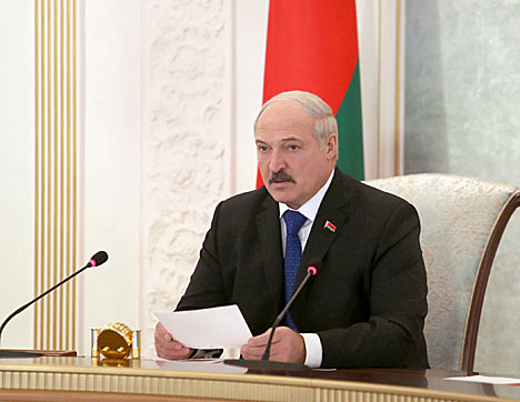 Лукашенко подтверждает миролюбивую политику Беларуси и решимость отстаивать национальные интересы