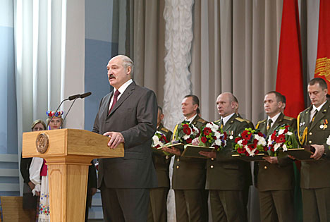 Лукашенко: В Беларуси будет сделано все необходимое для обеспечения безопасности народа и государства