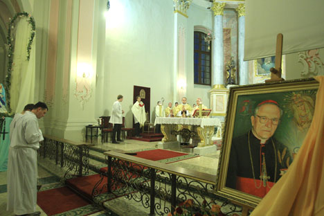 Торжественное богослужение к 100-летию со дня рождения кардинала Казимира Свентэка