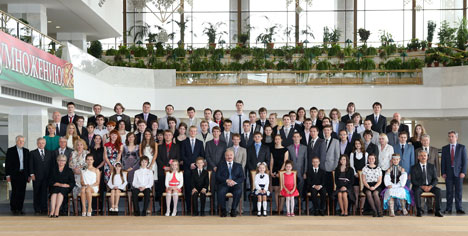 Президент Беларуси А.Г.Лукашенко на встрече с молодежью