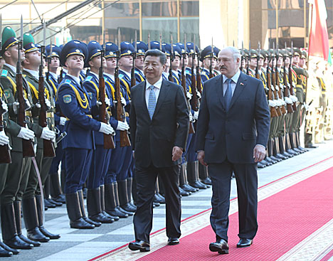 Церемония официальной встречи Президентом Беларуси Председателя КНР состоялась во Дворце Независимости