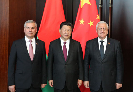 Михаил Мясникович на встрече с председателем КНР Си Цзиньпином