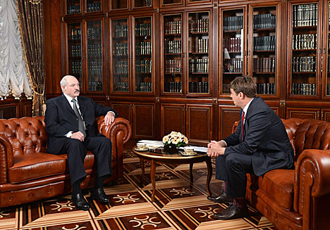 Президент Беларуси Александр Лукашенко дал эксклюзивное интервью медиахолдингу "Блумберг"