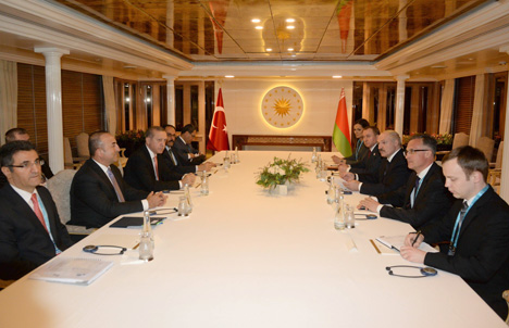 Президент Беларуси Александр Лукашенко на встрече с Президентом Турции Реджепом Тайипом Эрдоганом