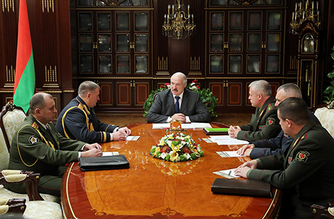 Лукашенко назначил начальника в 72-й учебный центр в Печах и прокомментировал дело Коржича