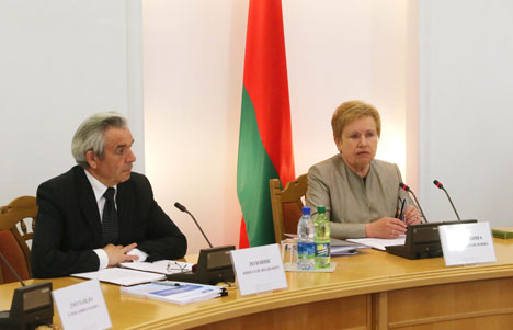 Председатель ЦИК Беларуси Лидия Ермошина на заседании комиссии