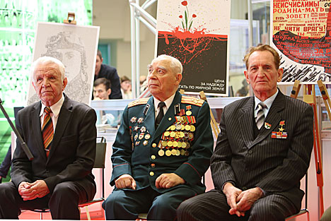 Veterans at the presentation of BelTA’s photo album One Victory for All