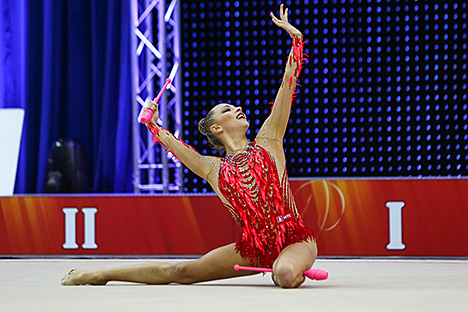 Melitina Staniouta of Belarus claims bronze with the Clubs