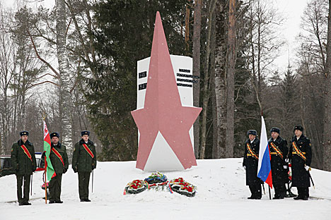 Russian border service takes over WW2 victory relay race from Belarus