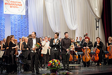 Trio of Italian tenors Domenico Stasi, Francesco Tuppo and Roberto Cresca at the closing ceremony of the festival 