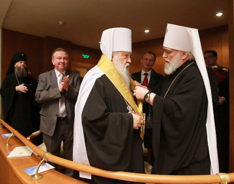 Metropolitan Filaret awarded St. Alexis Order First Class