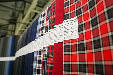 Belarus president to have suits made of Kamvol fabric