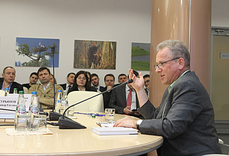 Ioffe presents his second book about Belarus in Minsk