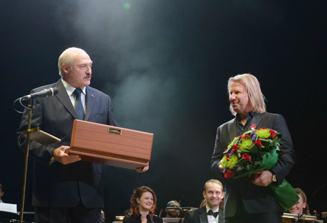 Lukashenko presents Francysk Skorina Order to Viktor Drobysh