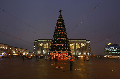 No Christmas street lights in Belarus on 26 December as a sign of solidarity with Russia