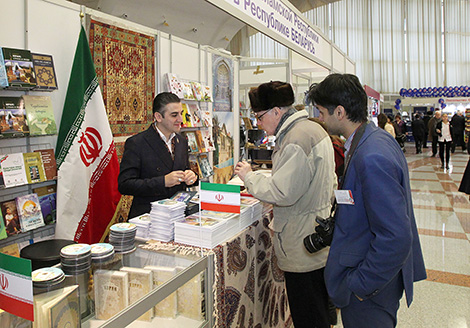 Wide display of Iranian art at Minsk book fair