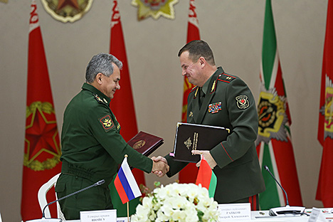 Cooperation between Belarusian, Russian defense ministries successful in 2016