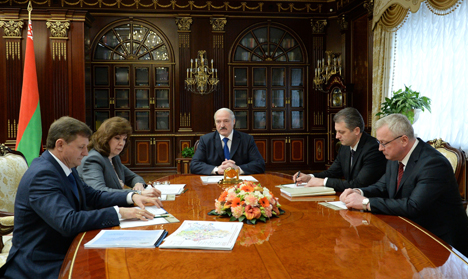 Belarus president in favor of incremental improvement of education system