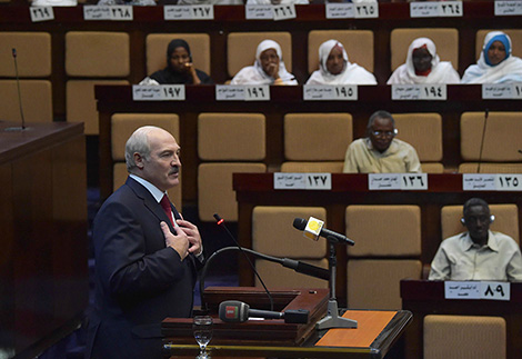 Belarus President speaks about peace, cooperation, prospects in Sudan parliament