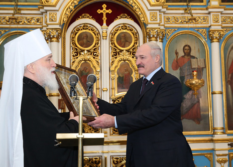 Lukashenko calls for unity in church, between nations