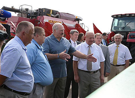 Belarus president declares 2016 year of farming standards