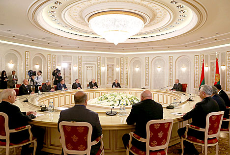 Lukashenko met with heads of delegations taking part in the 36th session of the CIS council of heads of security and special services