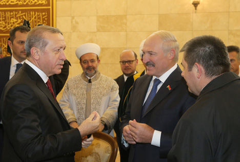 Lukashenko: Belarus is famous for its religious tolerance and interethnic respect