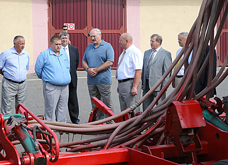 Belarus president declares 2016 year of farming standards