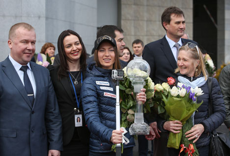 arya Domracheva after her arrival to Minsk National Airport