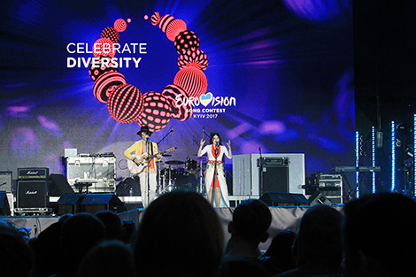 Конкурсная песня NaviBand прозвучала в евродеревне Конкурсная песня NaviBand прозвучала в евродеревне