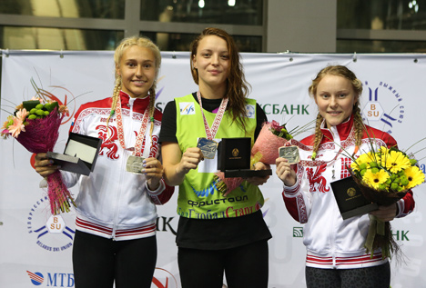 Белоруска Анна Гуськова победила на Открытом чемпионате Беларуси по прыжкам на лыжах в воду